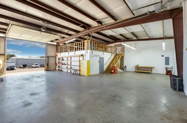 Untitled-design-2025-08-20T052419.349 Untitled-design-2025-08-20T052419.349